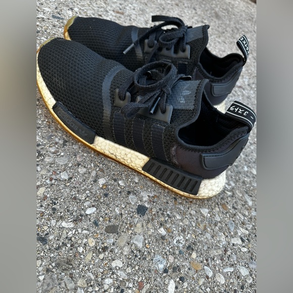 SOLD!!! ADIDAS NMD_R1 Primeknit Black 11 Men Running Athletic Sneakers - Picture 10 of 16